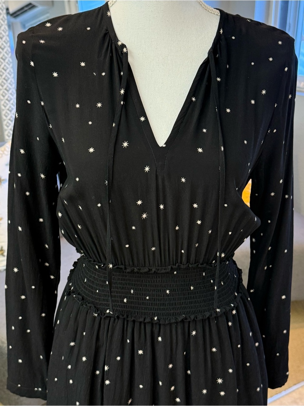Rails Joy Onyx Starburst Black & White Print Long Sleeve Smocked Waist Dress